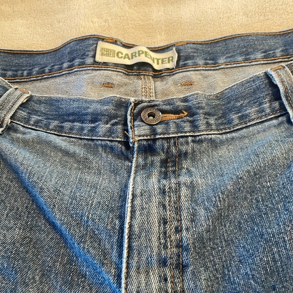 Men’s jean shorts. - Picture 7 of 8